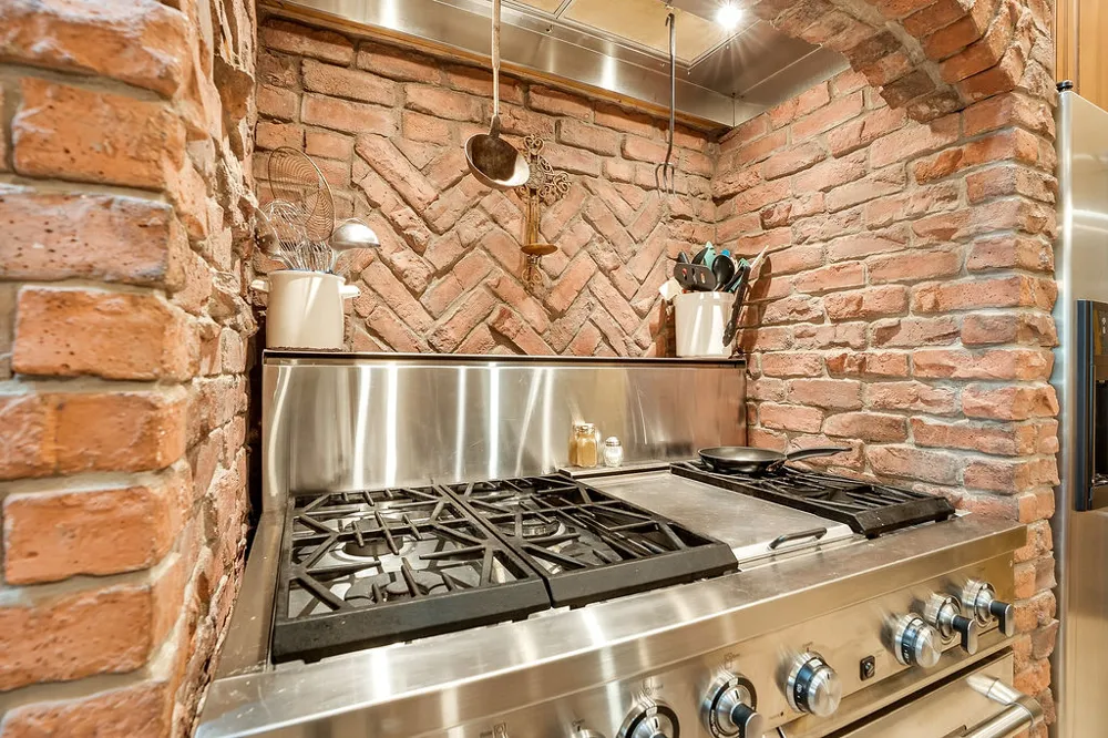 1202 Walker Circle Ada, OK 74820