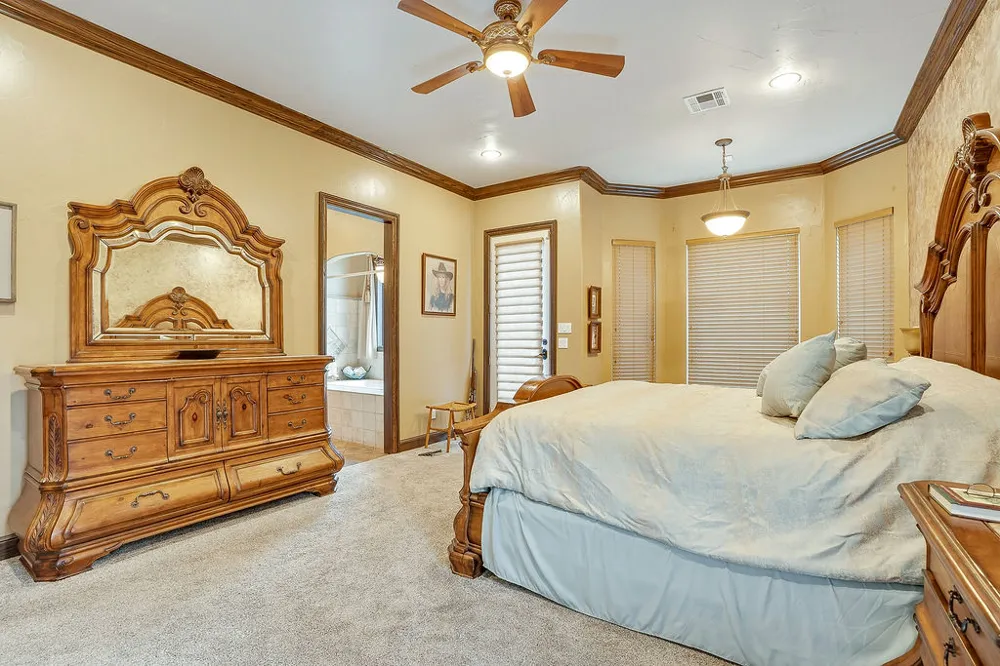 1202 Walker Circle Ada, OK 74820