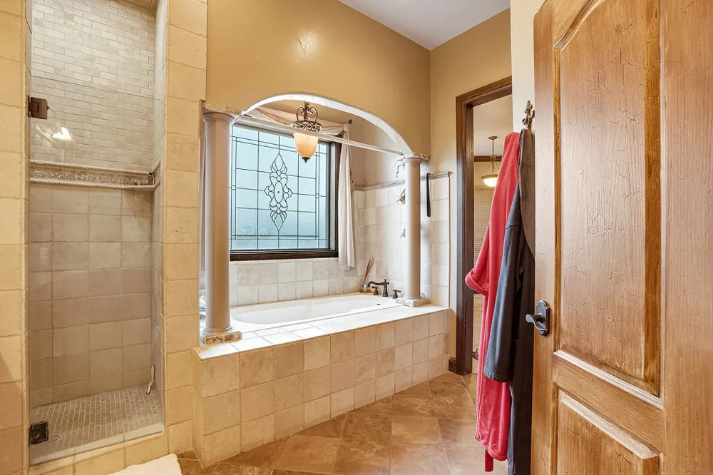 1202 Walker Circle Ada, OK 74820