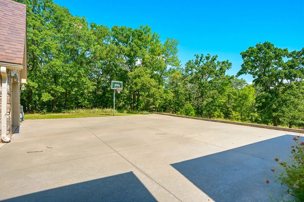 1202 Walker Circle Ada, OK 74820