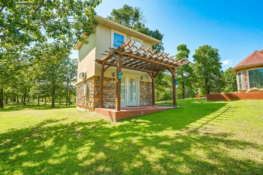 1202 Walker Circle Ada, OK 74820
