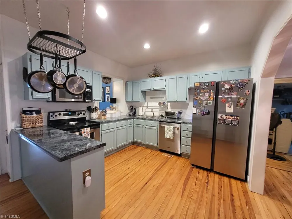 319 Hay Street Mount Airy, NC 27030