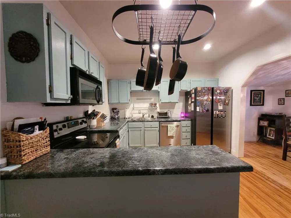 319 Hay Street Mount Airy, NC 27030