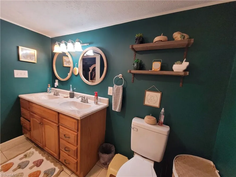 319 Hay Street Mount Airy, NC 27030