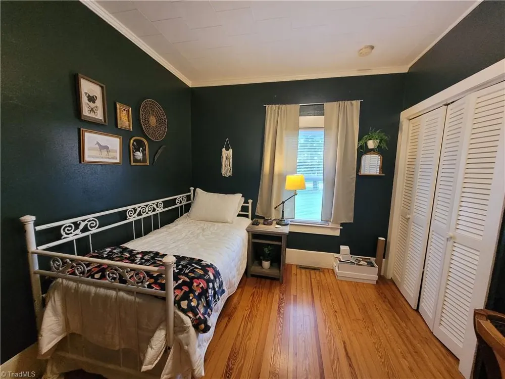 319 Hay Street Mount Airy, NC 27030
