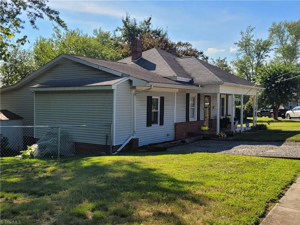 319 Hay Street Mount Airy, NC 27030