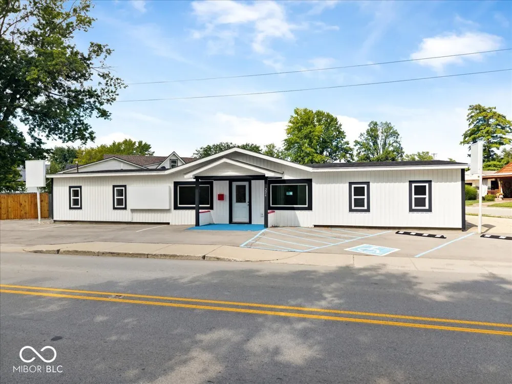 226 E Pendleton Avenue Lapel, IN 46051