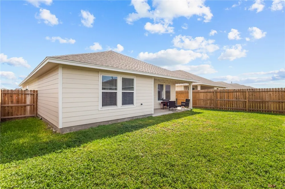 1917 Whirlaway Drive Corpus Christi, TX 78417
