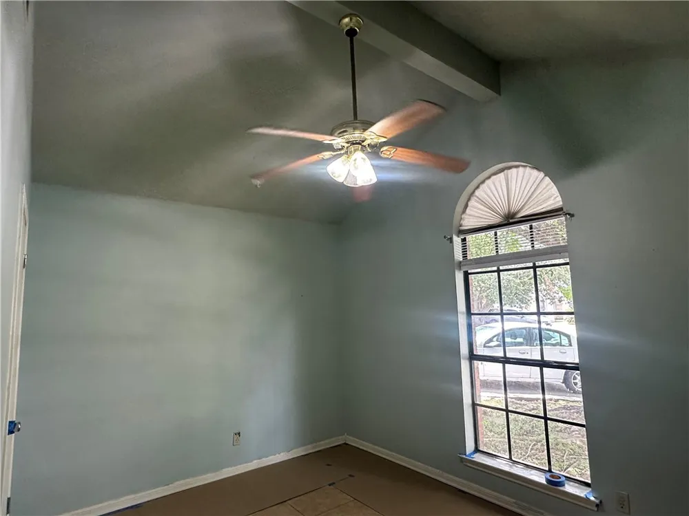 2414 Westlake Circle Ingleside, TX 78362