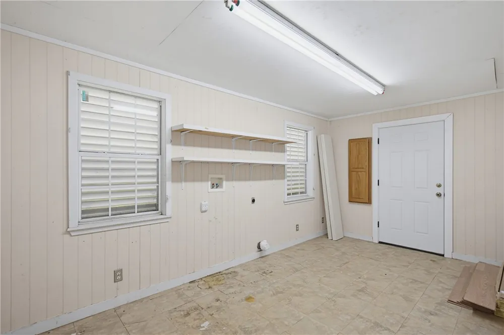 413 E Fulton Street Sinton, TX 78387