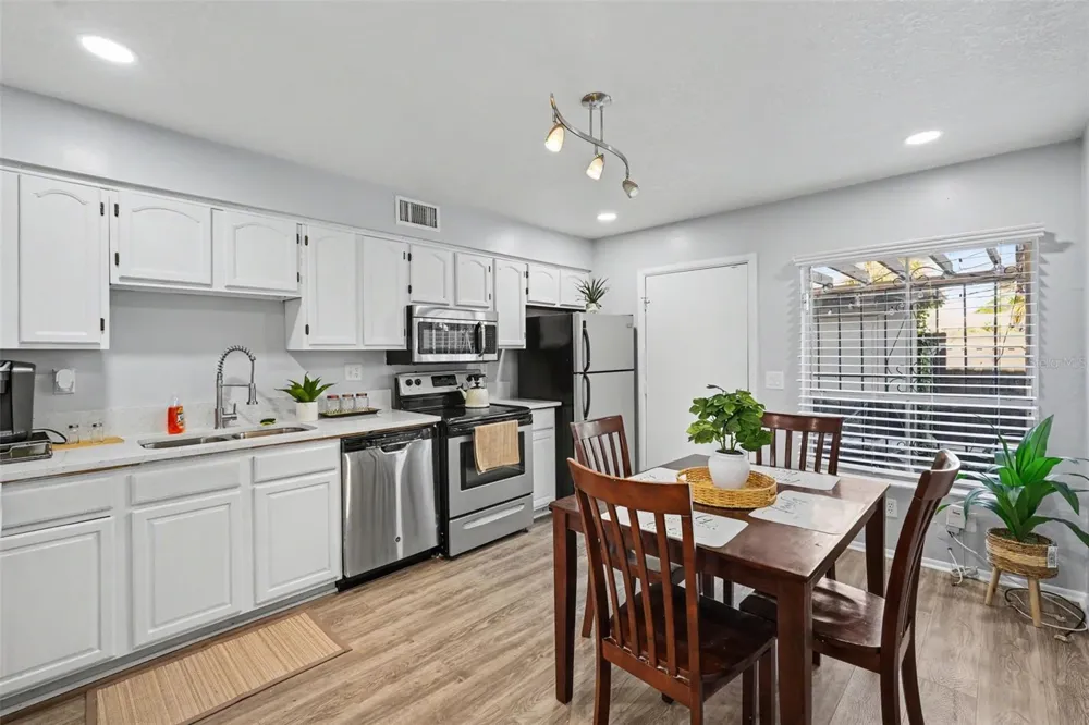 4505 LA CAPRI COURT Tampa, FL 33611