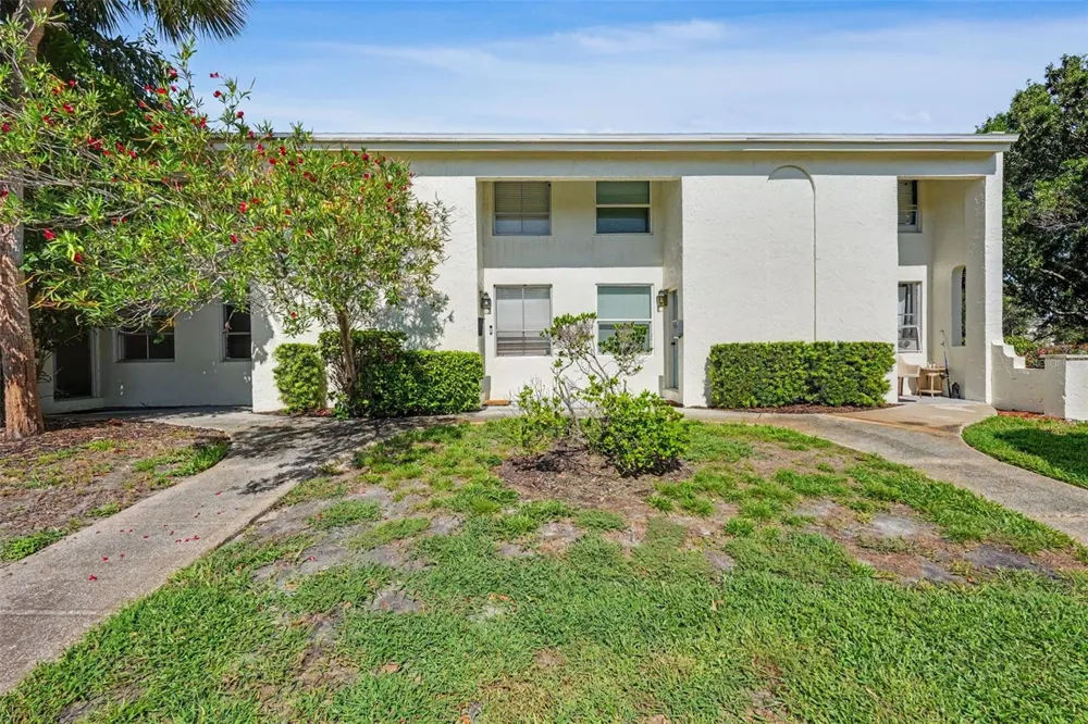 4505 LA CAPRI COURT Tampa, FL 33611