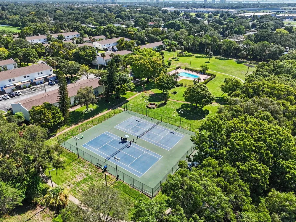 4505 LA CAPRI COURT Tampa, FL 33611
