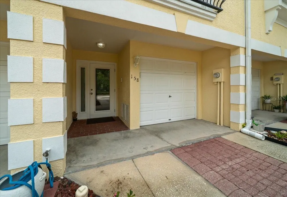 158 BRENT CIRCLE Oldsmar, FL 34677