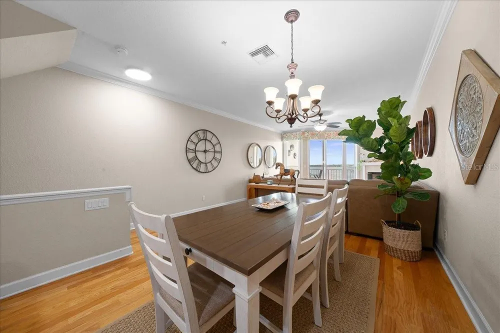 158 BRENT CIRCLE Oldsmar, FL 34677