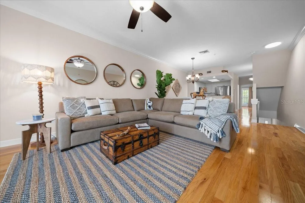 158 BRENT CIRCLE Oldsmar, FL 34677