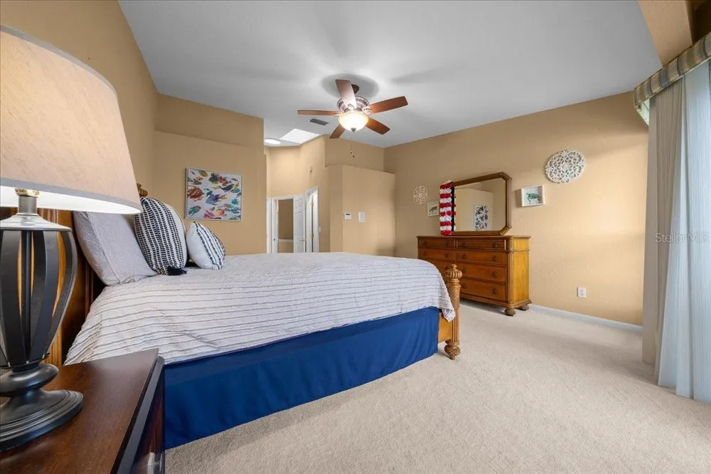 158 BRENT CIRCLE Oldsmar, FL 34677