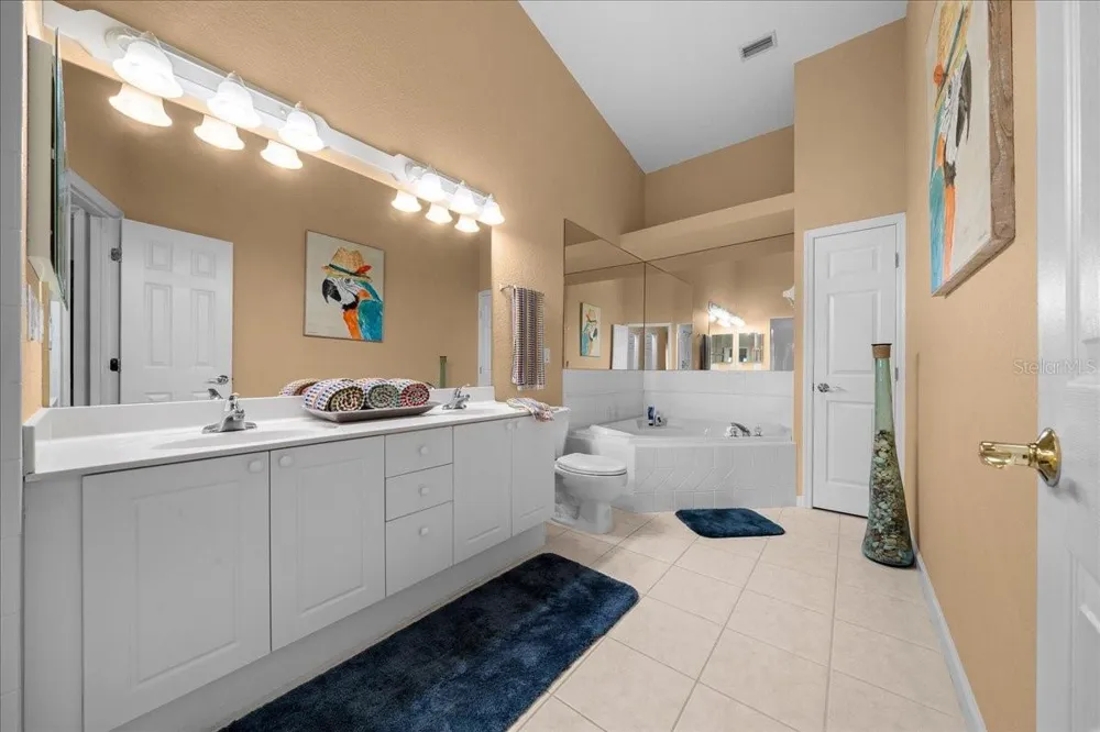 158 BRENT CIRCLE Oldsmar, FL 34677
