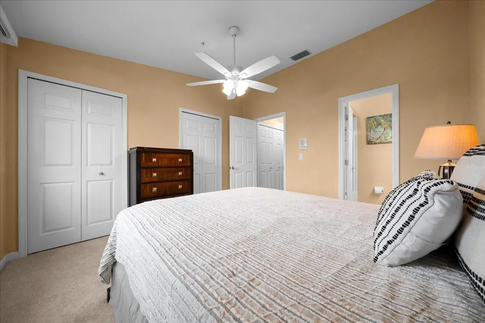 158 BRENT CIRCLE Oldsmar, FL 34677