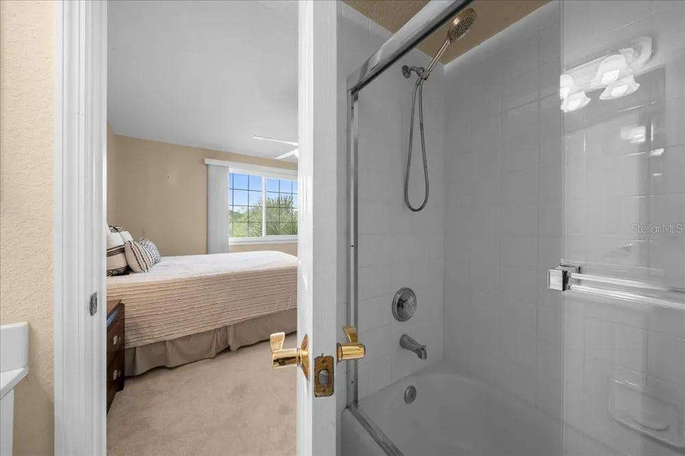 158 BRENT CIRCLE Oldsmar, FL 34677