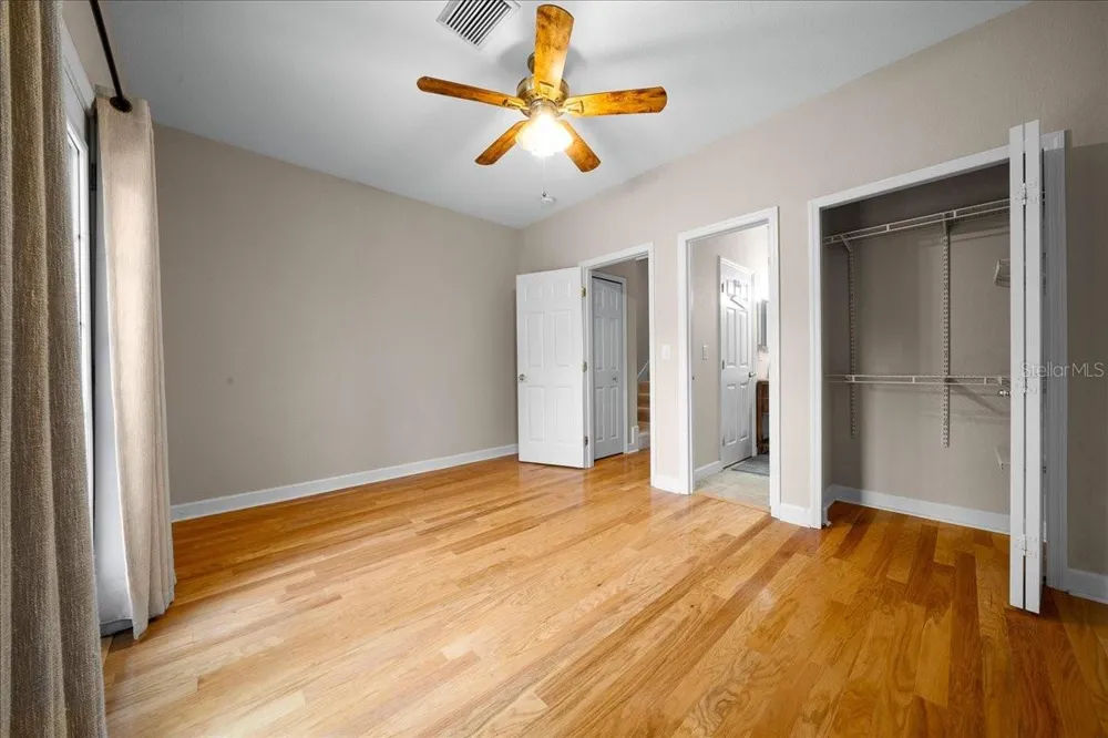158 BRENT CIRCLE Oldsmar, FL 34677
