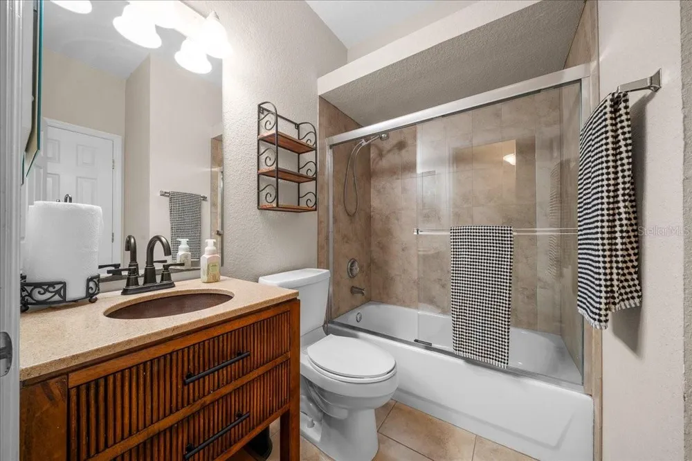 158 BRENT CIRCLE Oldsmar, FL 34677