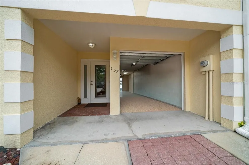 158 BRENT CIRCLE Oldsmar, FL 34677