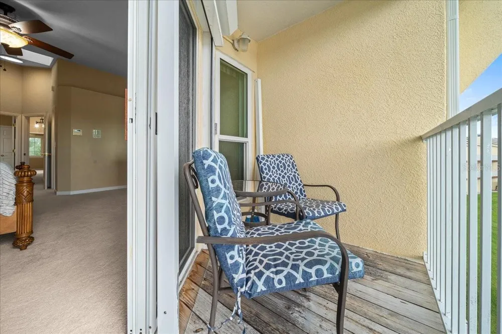 158 BRENT CIRCLE Oldsmar, FL 34677