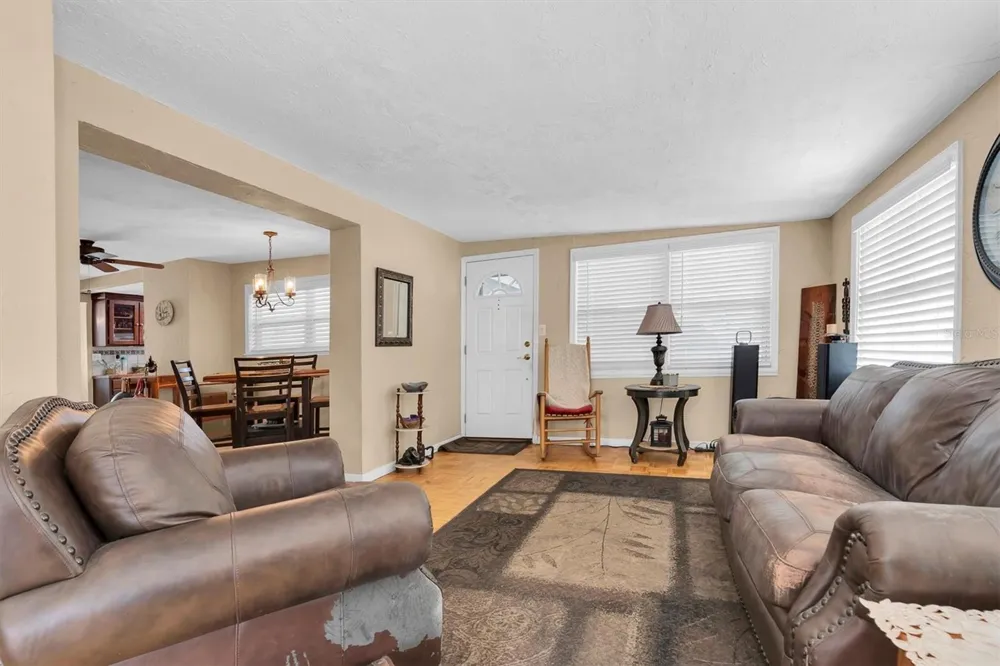 3227 48TH AVENUE St Petersburg, FL 33714
