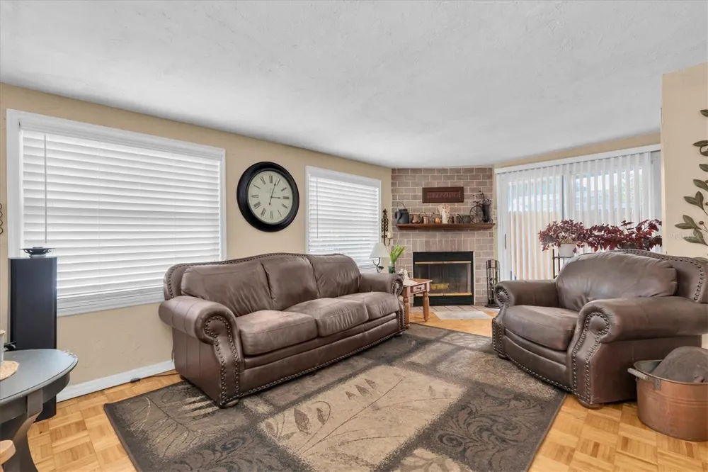 3227 48TH AVENUE St Petersburg, FL 33714