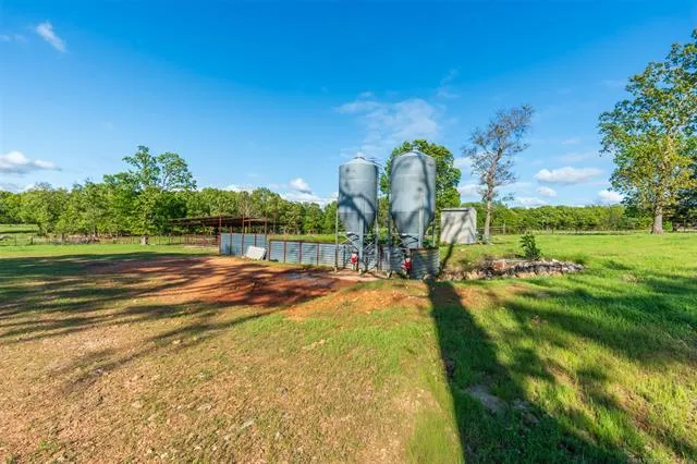 7885 E 590 Locust Grove, OK 74352