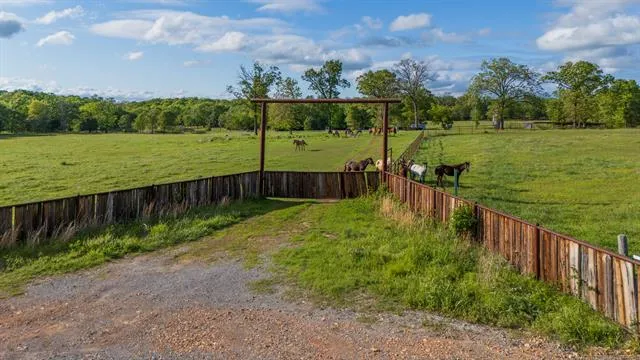 7885 E 590 Locust Grove, OK 74352