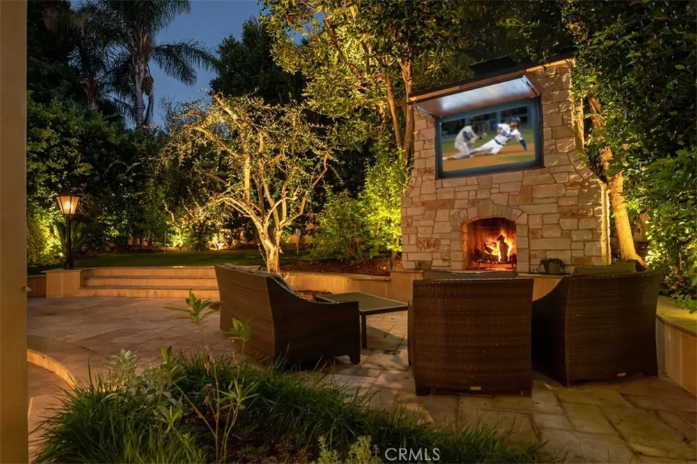 1136 5th Street Manhattan Beach, CA 90266