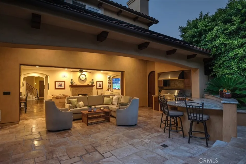 1136 5th Street Manhattan Beach, CA 90266