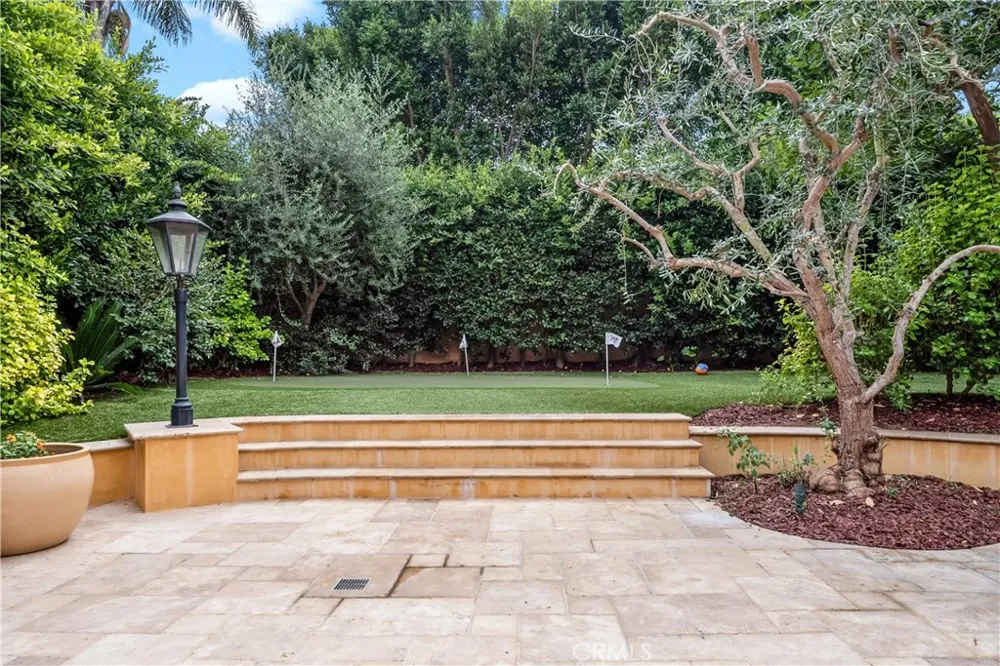 1136 5th Street Manhattan Beach, CA 90266