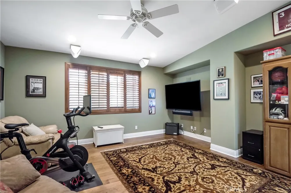 1136 5th Street Manhattan Beach, CA 90266