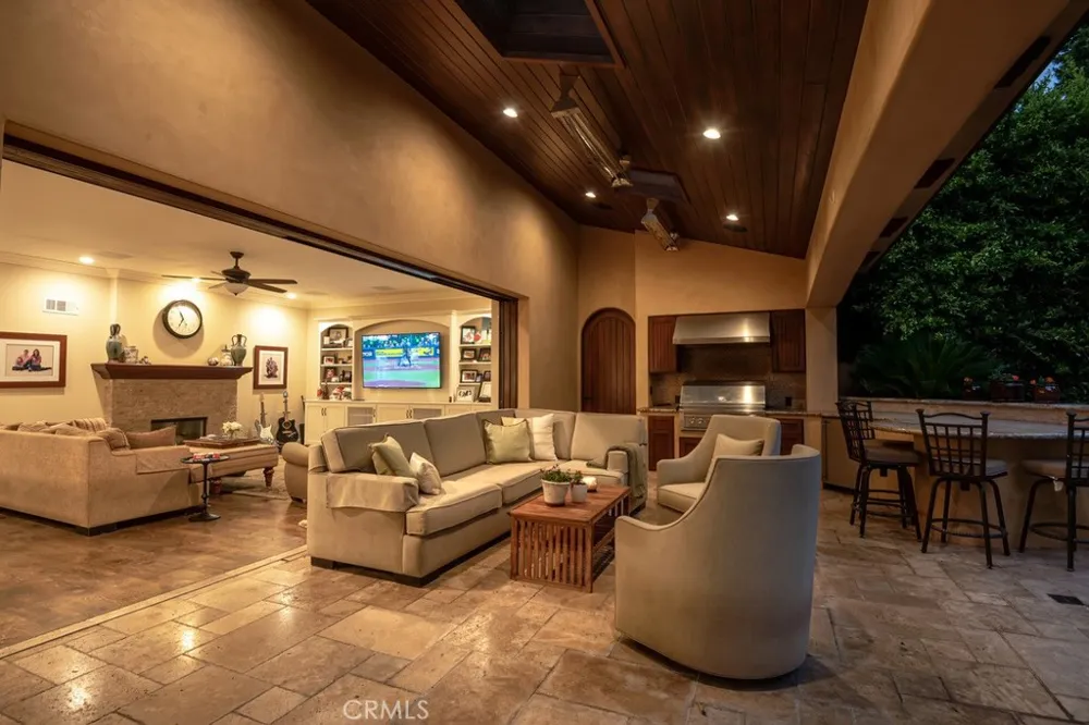 1136 5th Street Manhattan Beach, CA 90266