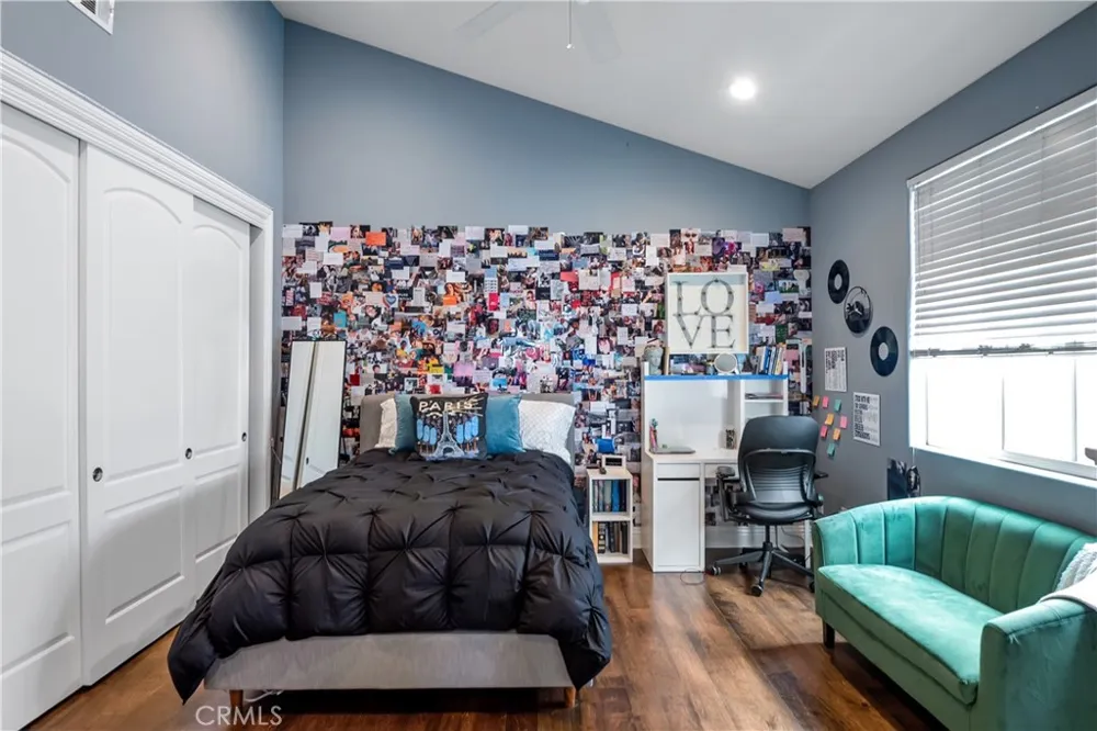 1136 5th Street Manhattan Beach, CA 90266