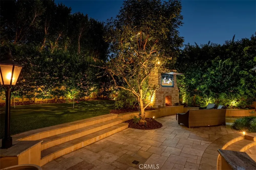 1136 5th Street Manhattan Beach, CA 90266