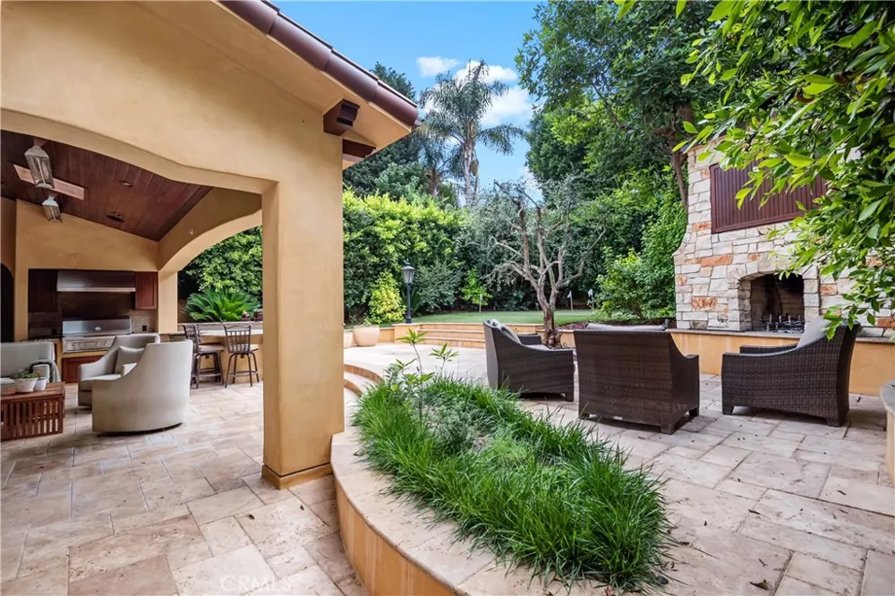 1136 5th Street Manhattan Beach, CA 90266