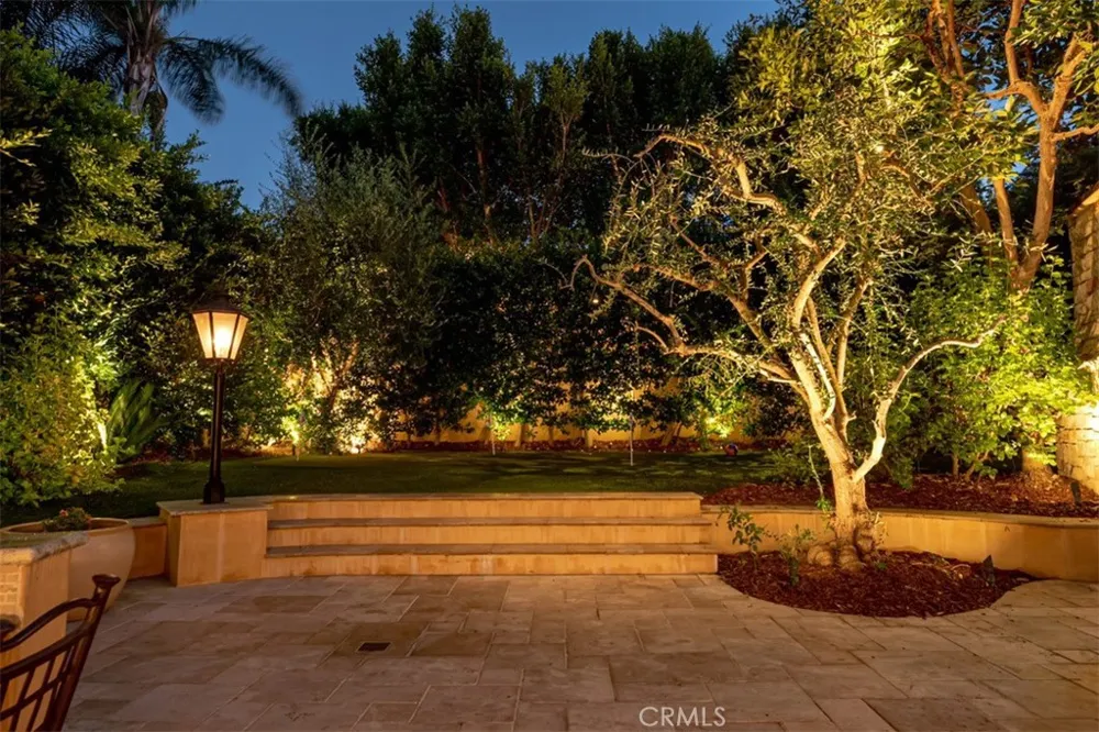 1136 5th Street Manhattan Beach, CA 90266