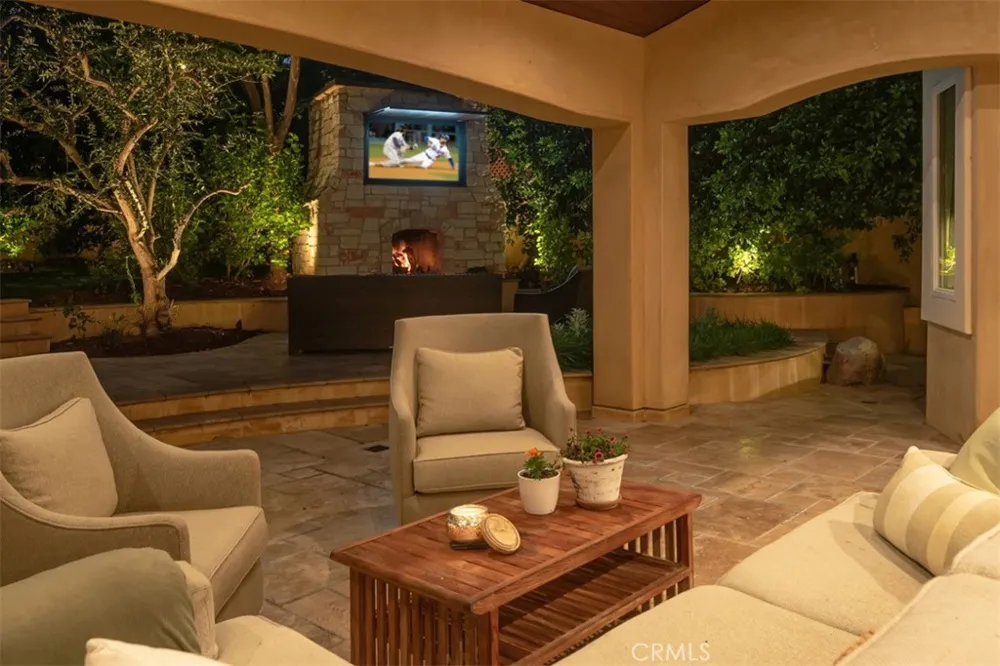 1136 5th Street Manhattan Beach, CA 90266