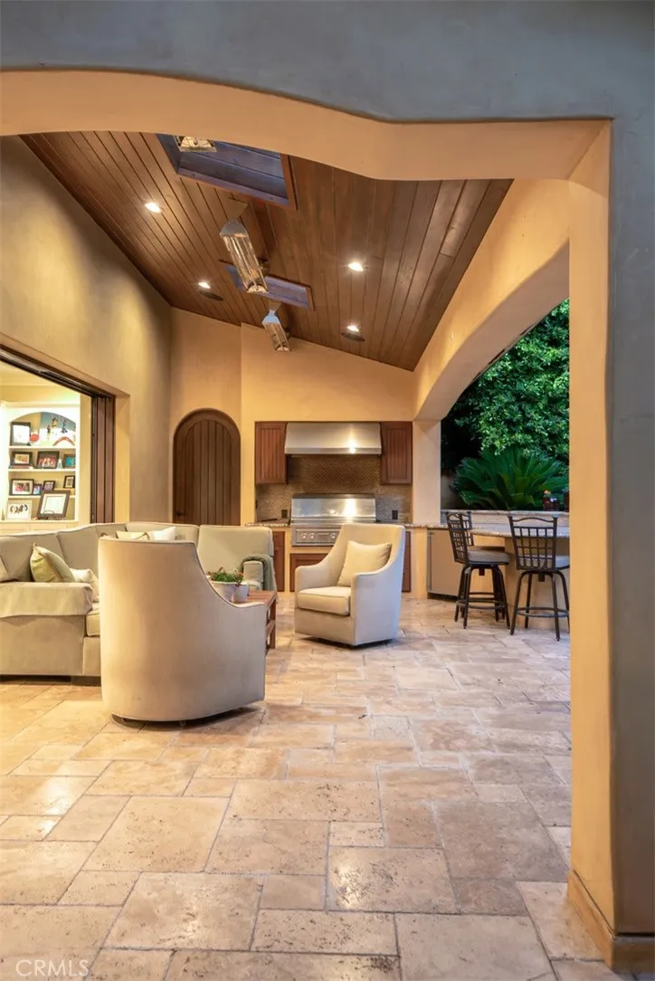 1136 5th Street Manhattan Beach, CA 90266