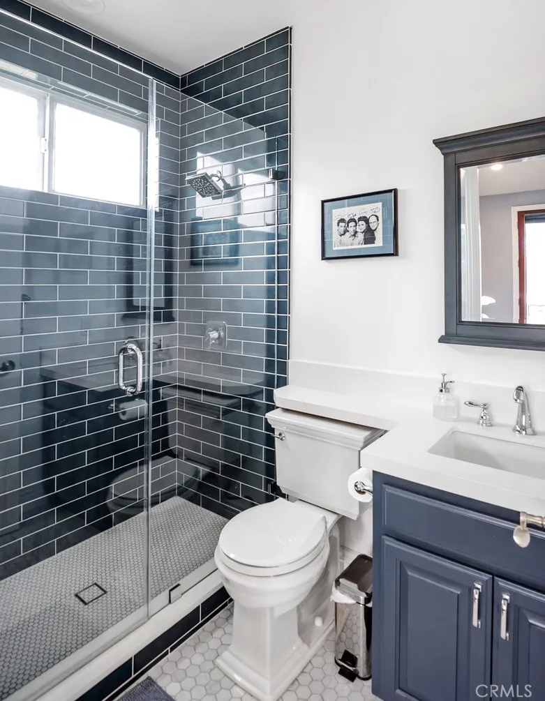 1136 5th Street Manhattan Beach, CA 90266