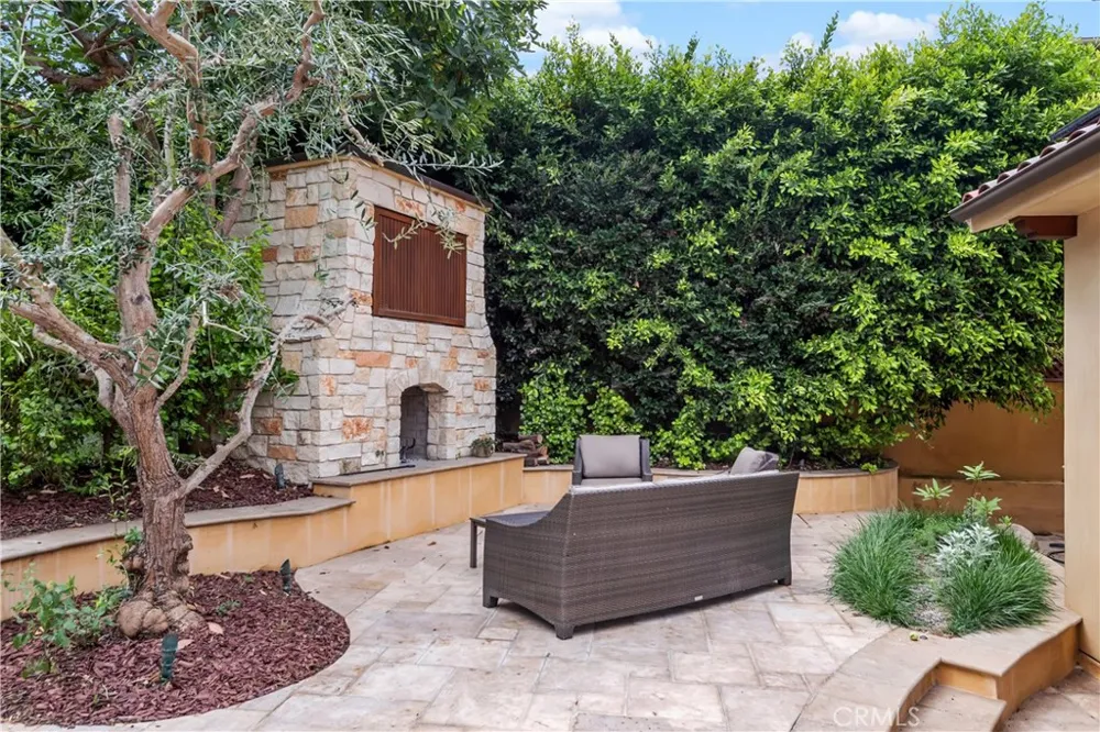 1136 5th Street Manhattan Beach, CA 90266