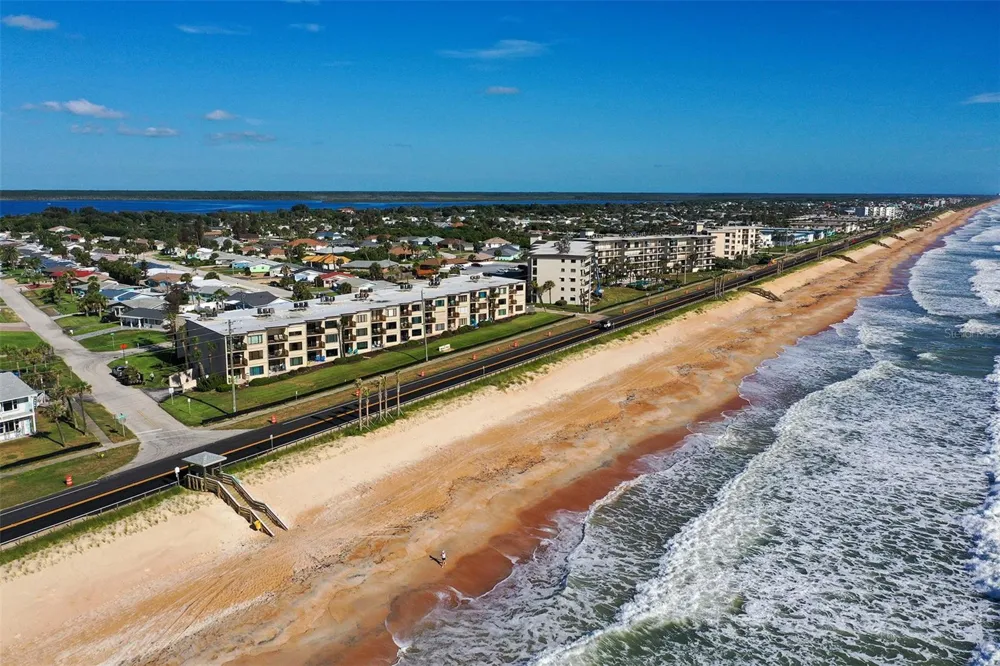 2600 OCEAN SHORE BOULEVARD #111 Ormond Beach, FL 32176