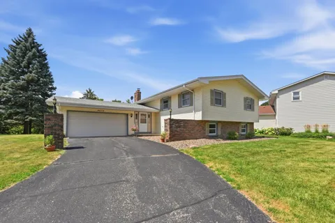4636 Heritage Hills Drive
