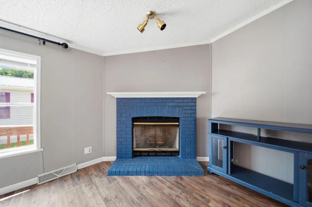 817 Savannah River Drive Adrian, MI 49221