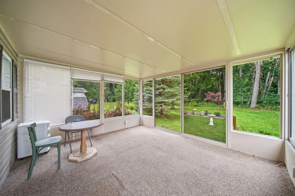 817 Savannah River Drive Adrian, MI 49221