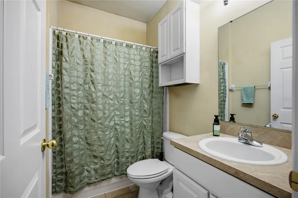 11684 NW 18TH PLACE Gainesville, FL 32606